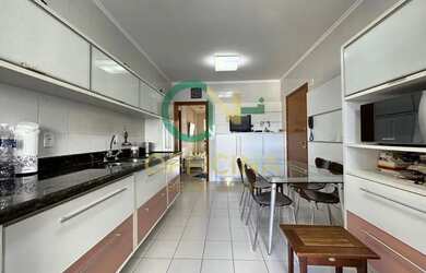 Imagem 14: Maravilhoso apartamento com 3 suítes mais dependência completa na Ponta da Praia em Santos