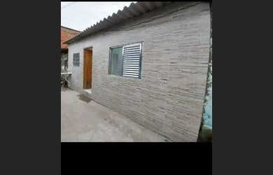 Imagem: A casa possui 1 Dormitório, 1 Banheiro, 30m² de Área e está