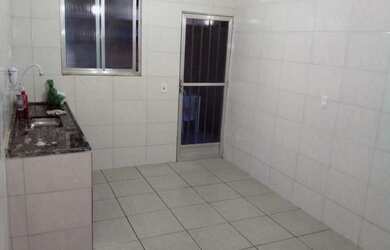 Imagem 4: Alugo casa ampla em Guadalupe - Rua do shopping