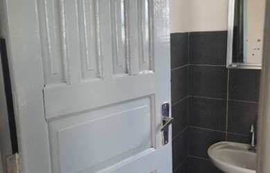 Imagem 9: Casa para Aluguel. 110m² de Área, 2 Vagas na garageme3 Dormitórios