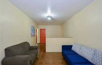 Imagem 10: CASA A VENDA NA REIGIAO DA RIBEIRA FRENTE DE RUA