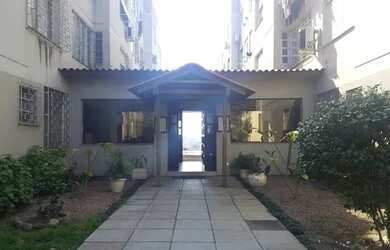 Imagem: O apartamento possui 1 Dormitório, 1 Banheiro, 1 Vaga na garagem