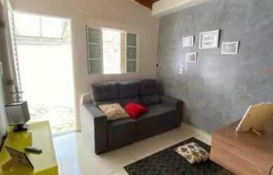 Imagem: A casa em condomínio possui 2 Dormitórios, 2 Banheiros, 2