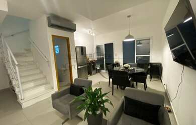 Imagem: A casa em condomínio possui 3 Dormitórios, 3 Banheiros, 2