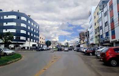 Imagem: O apartamento possui 2 Dormitórios, 1 Banheiro, 55m² de Área