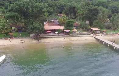 Imagem: A casa possui 2 Dormitórios e está localizado em Ilha Grande