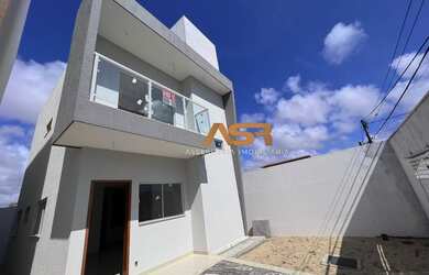 Imagem: A casa possui 3 Dormitórios, 2 Banheiros, 1 Vaga na garagem