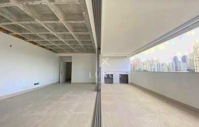 Imagem: O apartamento possui 4 Dormitórios, 4 Banheiros, 4 Vagas na