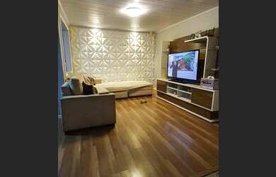 Imagem: A casa possui 1 Dormitório, 1 Banheiro, 54m² de Área e está