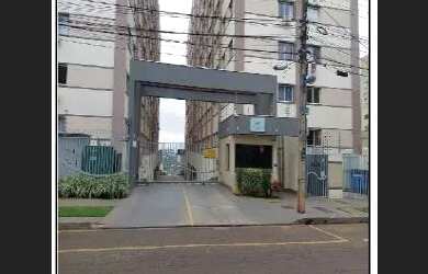 Imagem: A casa possui 1 Dormitório, 1 Banheiro, 1 Vaga na garagem