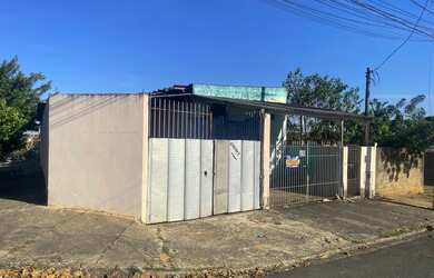 Imagem 1: Casa a venda. 291m² de Área, 2 Vagas na garageme2 Dormitórios