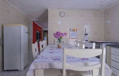 Imagem 4: CASA A VENDA NA REIGIAO DA RIBEIRA FRENTE DE RUA