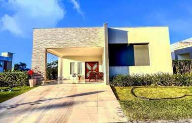 Imagem: A casa em condomínio possui 3 Dormitórios, 4 Banheiros, 2