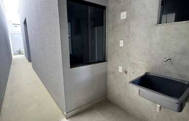 Imagem 8: Excelente Casa em Rua pública - 3/4 sendo 1 suíte c closet - próximo...