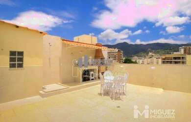 Imagem: O apartamento na cobertura possui 3 Dormitórios, 2 Banheiros