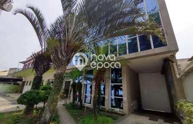 Imagem: O depósito possui 5 Vagas na garagem, 1.179m² de Área e