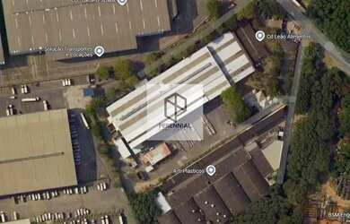 Imagem: O depósito possui 5 Vagas na garagem, 20000m² de Área e Imóvel