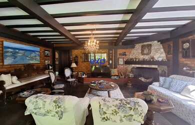 Imagem: Casa Colonial em Itaipava, Petrópolis/RJ