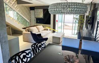 Imagem: A casa em condomínio possui 3 Dormitórios, 4 Banheiros, 4