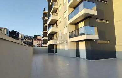 Imagem: O apartamento possui 3 Dormitórios, 2 Banheiros, 2 Vagas na