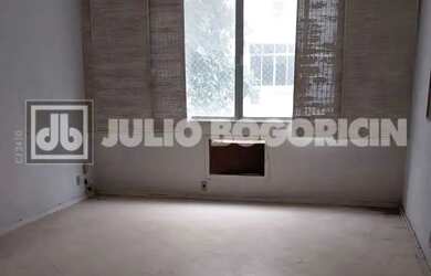 Imagem: PREDIO RESIDENCIAL SALA AMPLA 3 QUARTOS SENDO 1 SUÍTE ARMÁRIOSCOZINHA