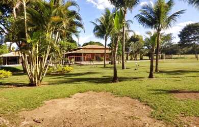 Imagem: A fazenda possui 90000m² de Área e está localizado em Setor