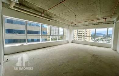 Imagem: O depósito possui 1 Vaga na garagem, 66m² de Área e está