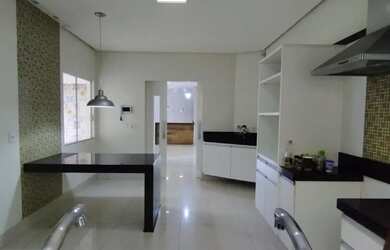 Imagem 12: Imóvel linear de alto padrão à venda no Centro - São Lourenço - MG