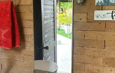 Imagem 12: Casa temporada. Piscina, Churrasqueira, Acomodam 15 pessoase4 Vagas na...