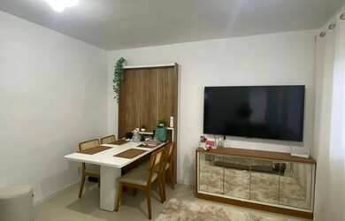 Imagem: A casa em condomínio possui 3 Dormitórios, 2 Banheiros, 2