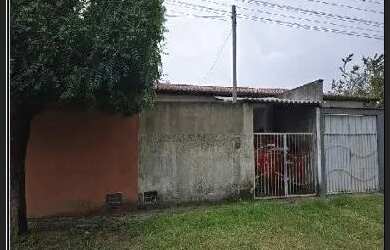 Imagem: A casa possui 2 Dormitórios, 1 Banheiro e 112m² de Área e