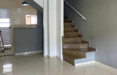 Imagem: A casa em condomínio possui 2 Dormitórios, 1 Banheiro, 1 Vaga