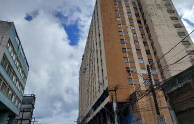 Imagem: O apartamento possui 1 Dormitório, 1 Banheiro, 42m² de Área