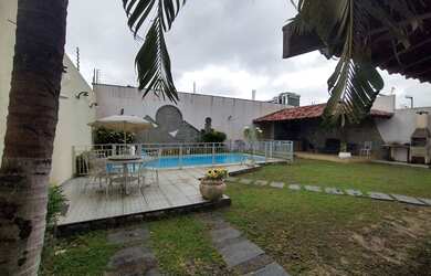 Imagem 4: Casa Duplex no Calhau 400 m², Pertinho do Golden Shopping