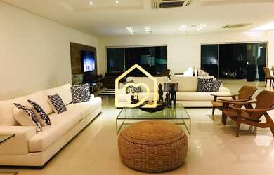 Imagem 4: Casa de condomínio para venda tem 700 metros quadrados com 5 quartos