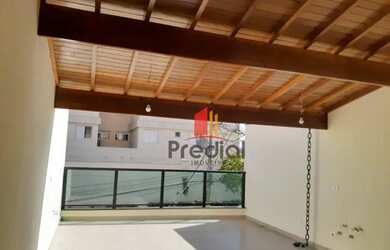 Imagem: A casa possui 2 Dormitórios, 4 Banheiros, 2 Vagas na garagem