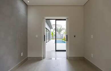 Imagem 5: Venda Casa com 272,00 metroQuadrado, 4 dormitório s , 2 vaga s . Swiss...