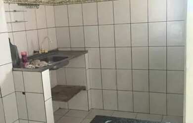 Imagem: A casa possui 3 Dormitórios, 2 Banheiros e está localizado