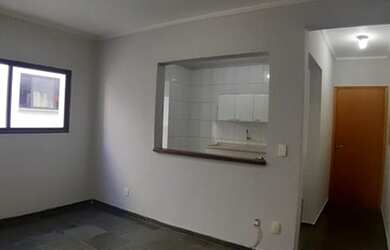 Imagem: O apartamento possui 1 Dormitório, 1 Banheiro, 1 Vaga na garagem