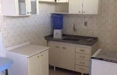 Imagem: O apartamento possui 1 Dormitório, 1 Banheiro, 1 Vaga na garagem