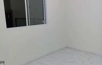 Imagem: O apartamento possui 2 Dormitórios e 1 Banheiro e está localizado