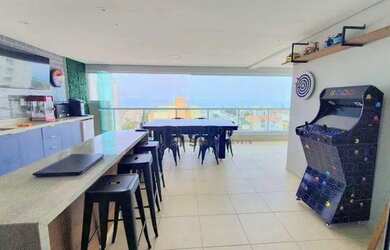 Imagem: O apartamento possui 3 Dormitórios, 2 Banheiros, 2 Vagas na