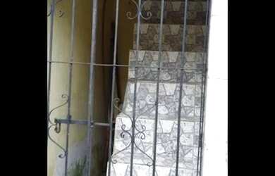 Imagem: A casa possui 2 Dormitórios, 1 Banheiro, 80m² de Área e