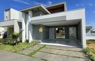 Imagem: A casa em condomínio possui 3 Dormitórios, 4 Banheiros, 2