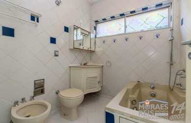 Imagem: A casa em condomínio possui 3 Dormitórios, 3 Banheiros, 2