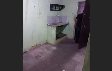 Imagem 3: Vendo casa localizada no bairro joao mota caruaru PE em frente passa o...