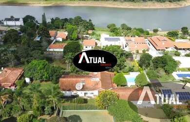 Imagem: A casa em condomínio possui 5 Dormitórios, 5 Banheiros, 5