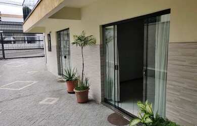 Imagem: A kitnet possui 1 Dormitório, 1 Banheiro, 1 Vaga na garagem