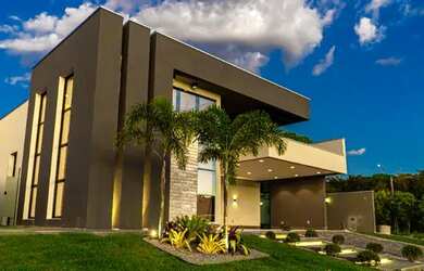 Imagem: A casa em condomínio possui 3 Dormitórios, 5 Banheiros, 2