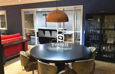 Imagem: O apartamento possui 3 Dormitórios, 2 Banheiros, 2 Vagas na